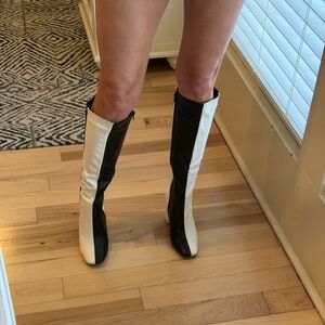 Fun boots - white/black! Size 6!
